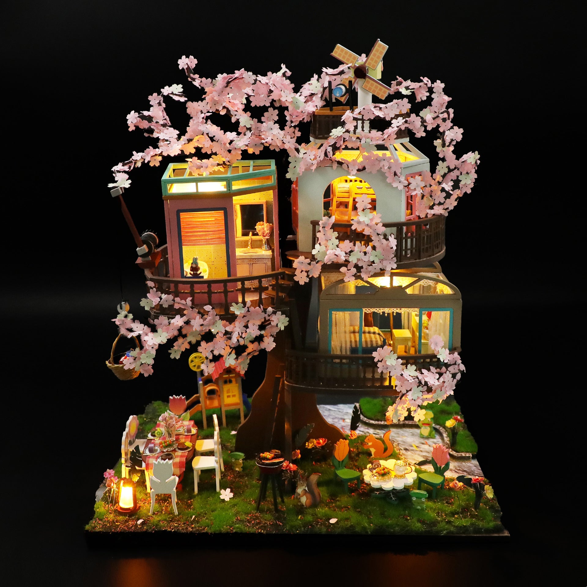 Sakura Forest Treehouse
