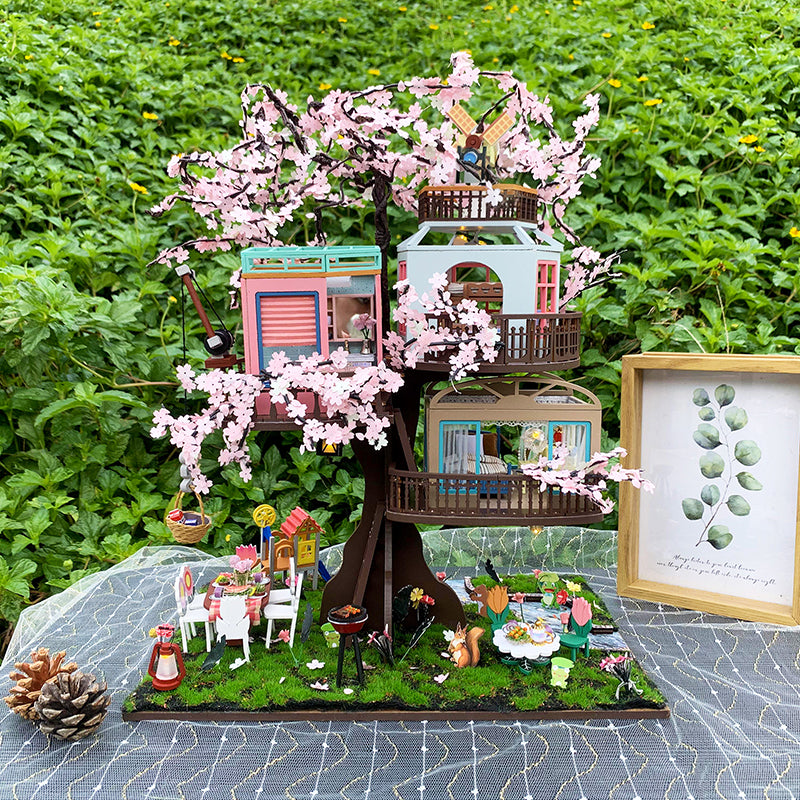 Sakura Forest Treehouse